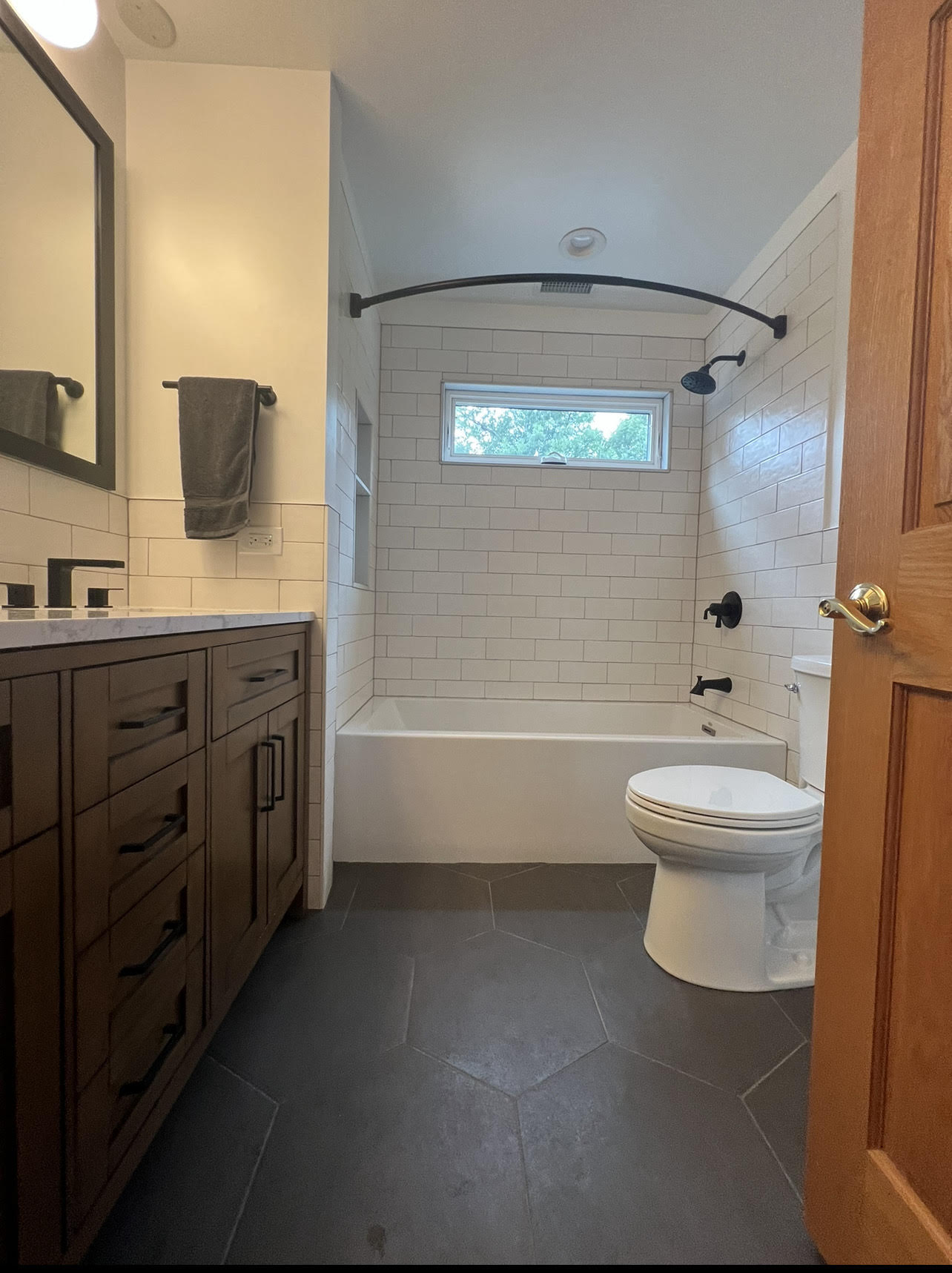 Willow springs bathroom (